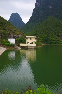 水库 水文监测房