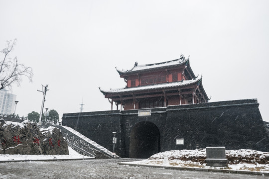 起义门雪景