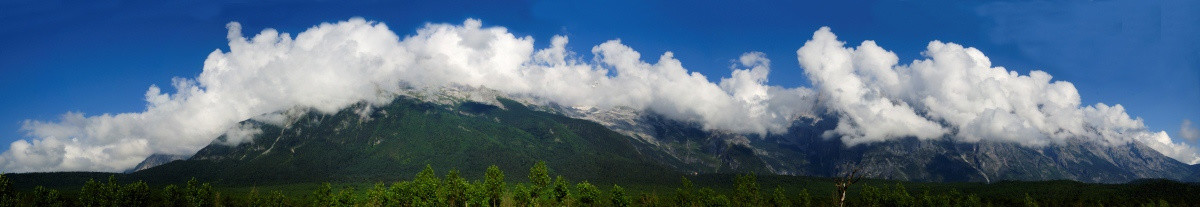 云南丽江玉龙雪山（高清全景图）