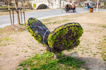 蝴蝶雕塑 花架