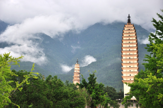 中国云南大理 崇圣寺三塔