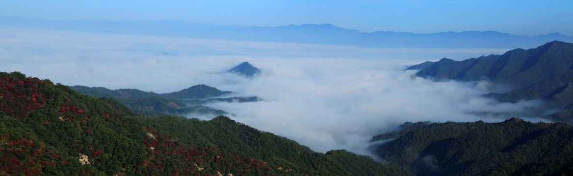 熊耳山云海