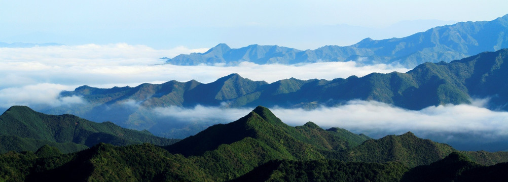 熊耳山云海