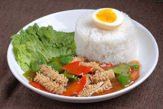 魷魚套飯