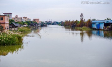 渔村河湾