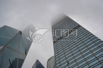 雾罩香港