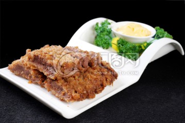 香酥牛排