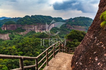 韶关丹霞山长老峰