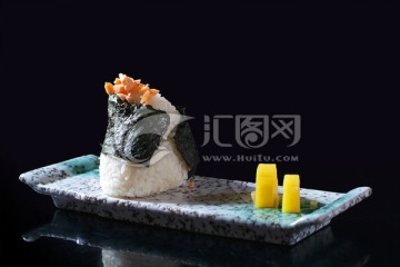 三文鱼饭团