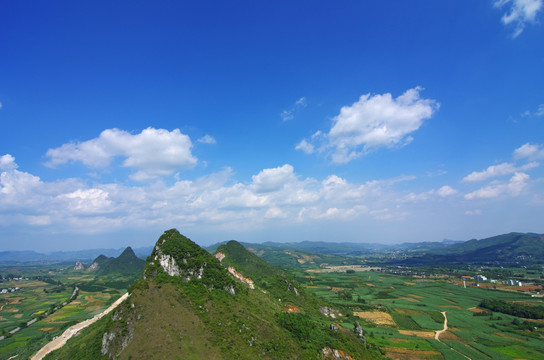 乡村风景 蓝天白云风景