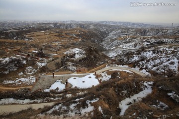 小山村