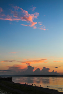 夕阳 黑龙江