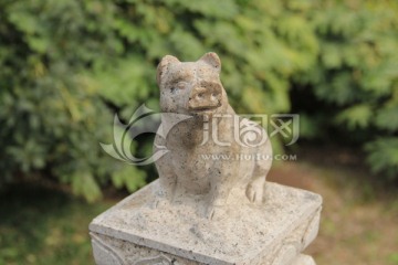 生肖猪 雕塑猪
