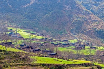 丙中洛雾里村