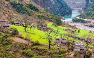 丙中洛雾里村