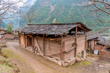 丙中洛雾里村