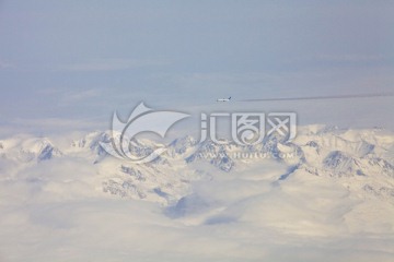 航拍雪山