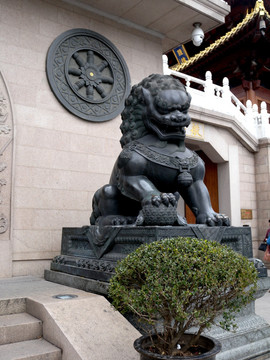 上海静安寺青铜器狮子
