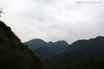 高山 群山