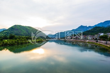 乡村小镇 山水