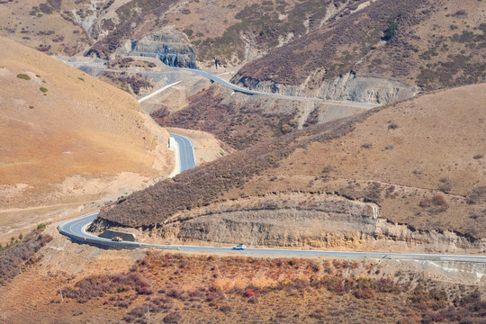 高原公路