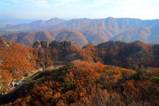 秋天的山峦