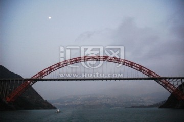 三峡跨江大桥
