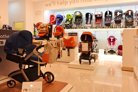 童車嬰兒車專賣店 兒童用品店