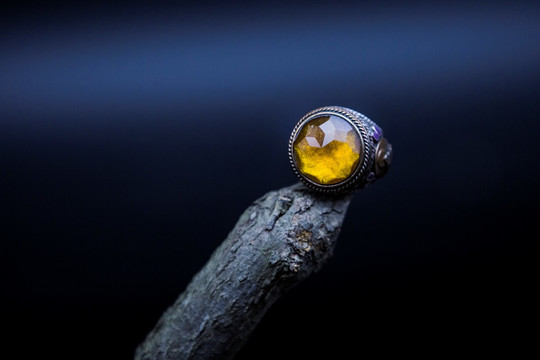 黄色钻石水晶戒指指环