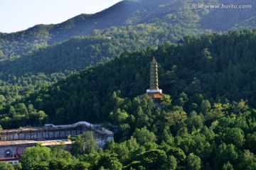 香山琉璃塔