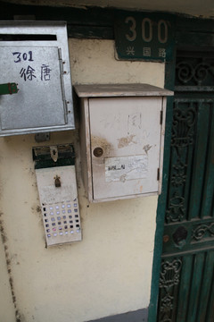 老上海的门