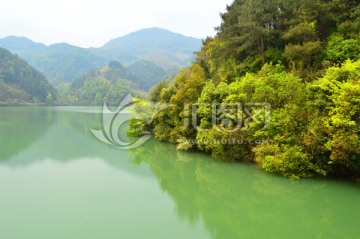 青山绿水