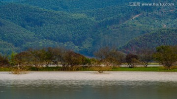 湖心岛