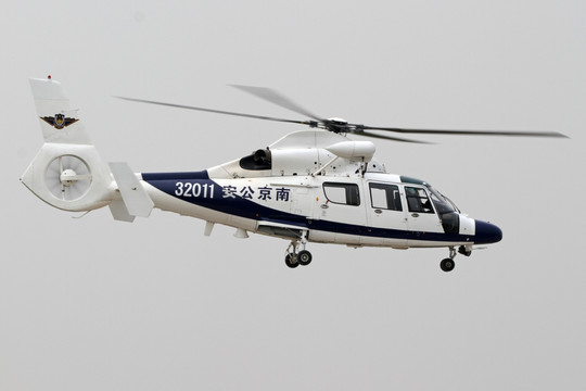 国产AC312直升机