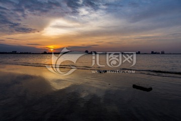 滴水湖傍晚夕阳