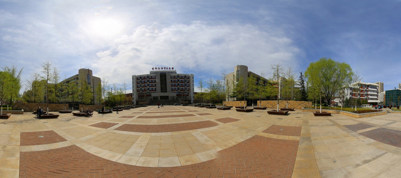 首都经济贸易大学图书馆全景