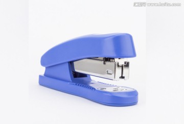 蓝色小型订书机侧面jpg