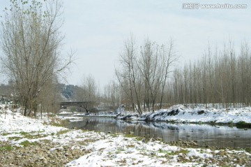 山村雪景