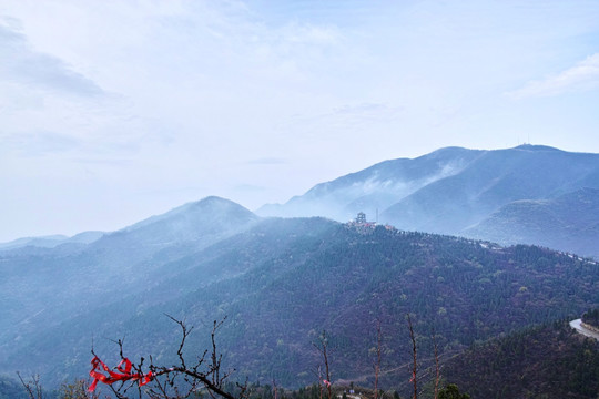 雨后的香山