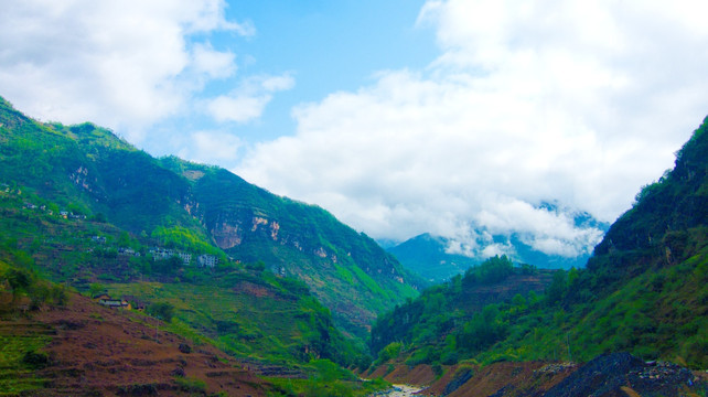 河流 大山