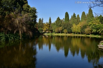 民族村 湖景