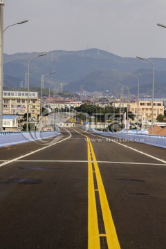 路 柏油路 桥面