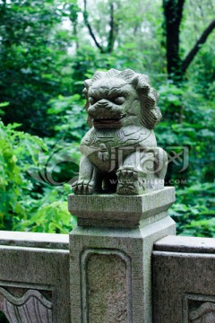 石獅子