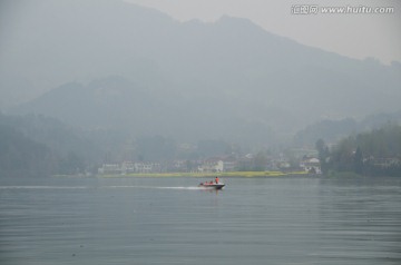 游船 红寺湖景区