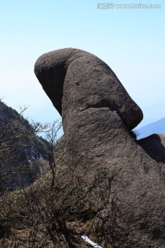 黄山 海豚石