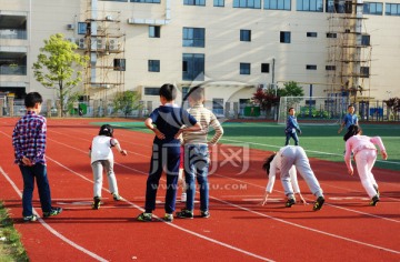 小学生田径训练