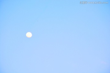 月亮