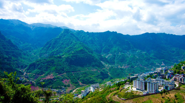 大山 民居  房屋