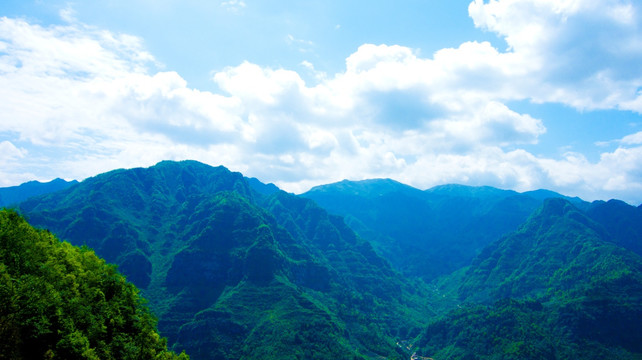 大山  青山