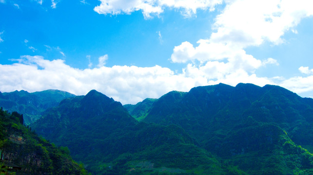 山峦起伏 山野光影